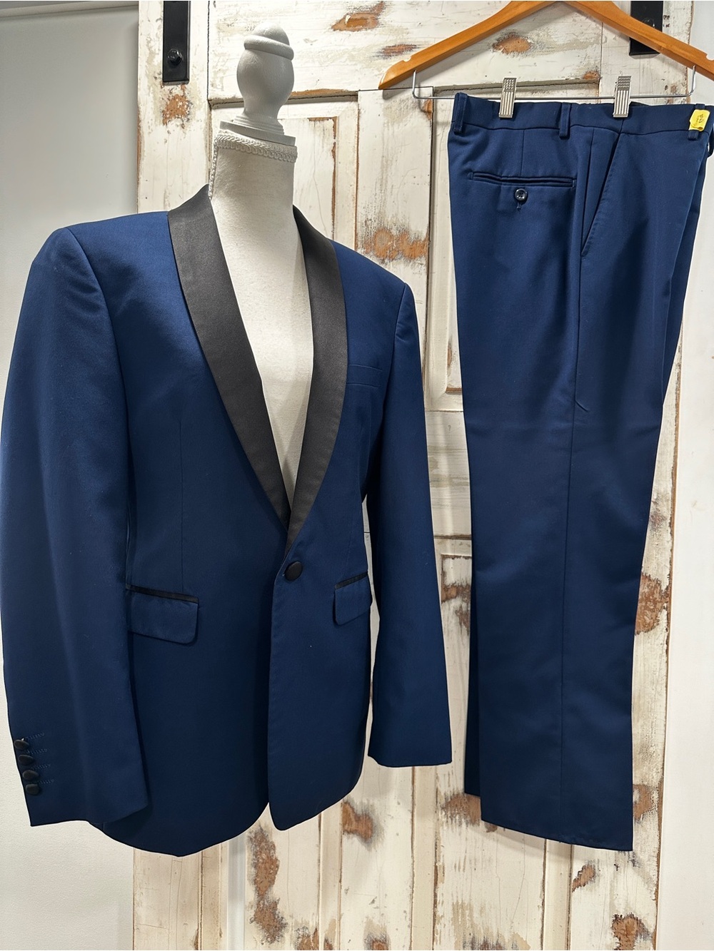 Stitch & Needle Navy Blue Tuxedo with Black Satin Collar Prom